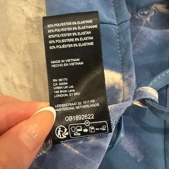 Silence + Noise Womens Open Back Blue Butterfly Top Size M - Picture 5 of 6